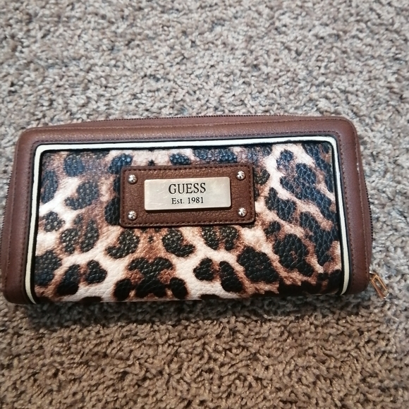 Guess Handbags - PRICE DROP! Leopard Guess Wallet
